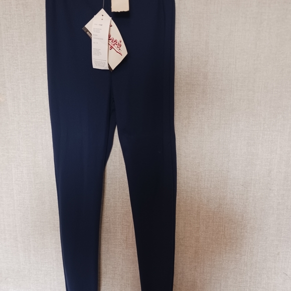 Body Wear - Picture 4 of 6